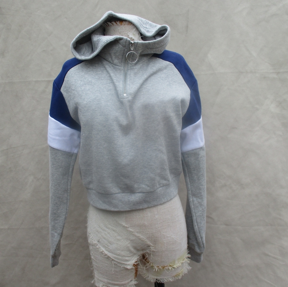 New cropped xs sweater